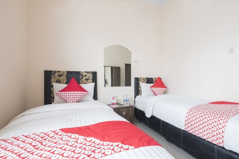 Hostal Oyo 317 New Legend Hotel