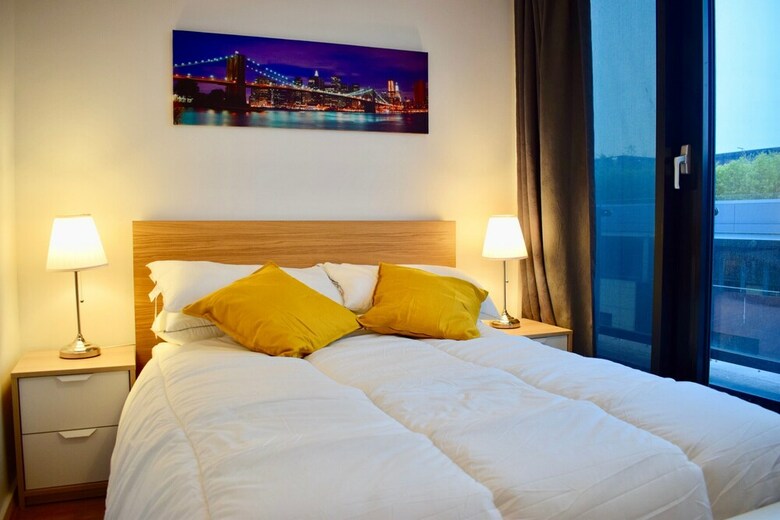 3 Bedroom Apartment In Dublin Docklands