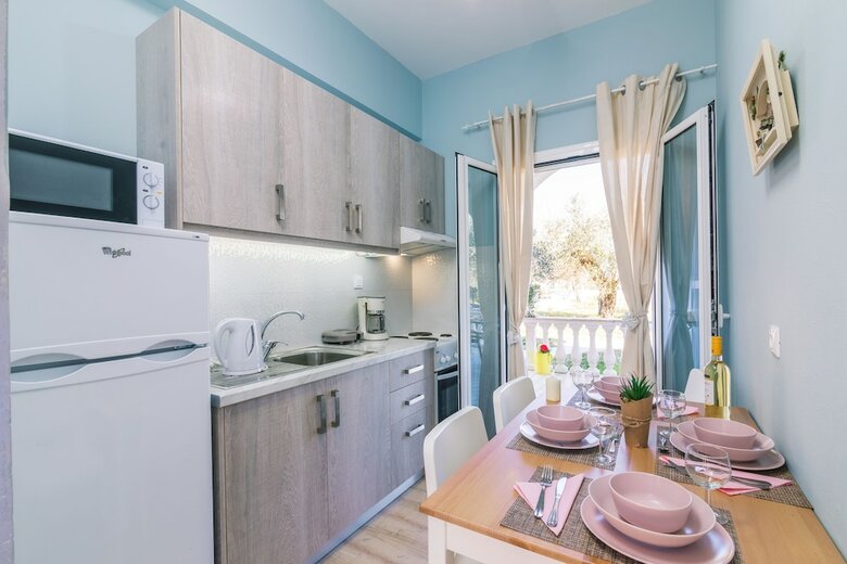 Lamda Apartments 2 By Konnect