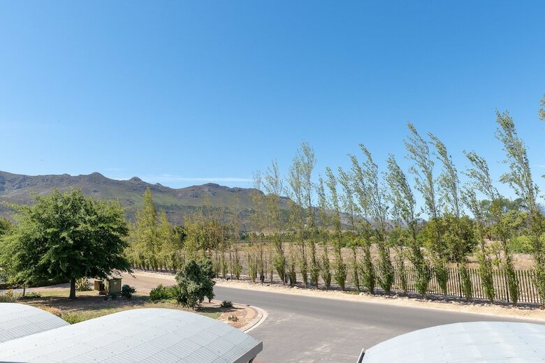 Pearl Valley Golf Lodge