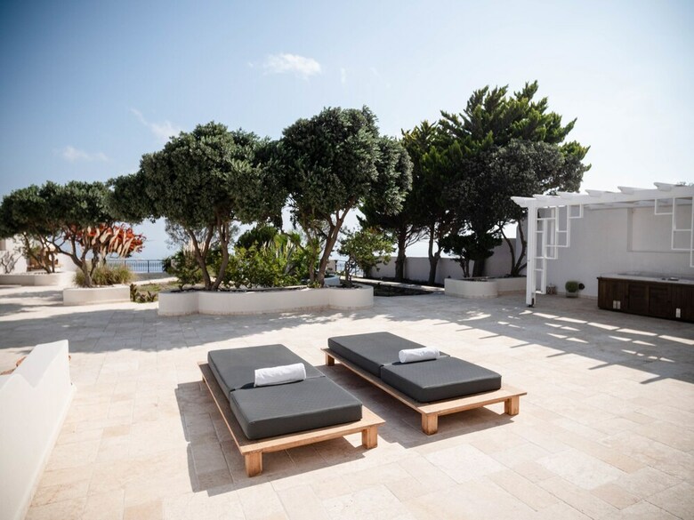 Grand Villa Santorini