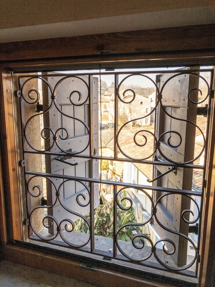 Hotel Le Finestre Su Borghetto