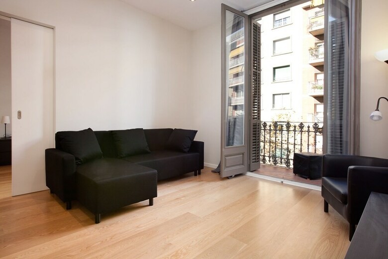 Modern Center Apartments