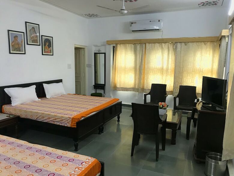 Hotel Gadh Ganesh Homestay