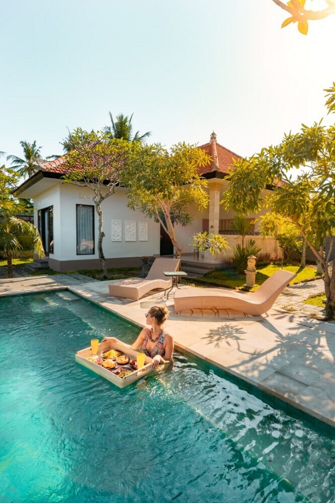 Bed & Breakfast Adil Villa And Resort