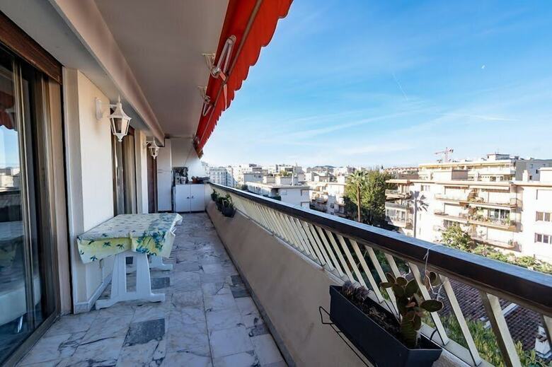 Apartamento Lacour 64 Cannes