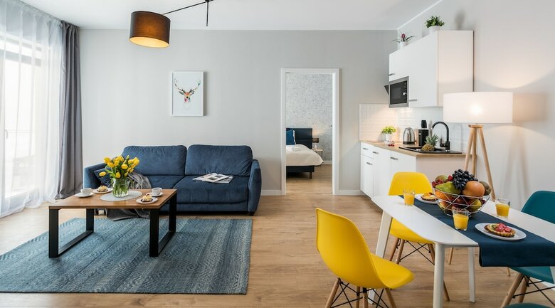 Apartments With Event Space & Jacuzzi