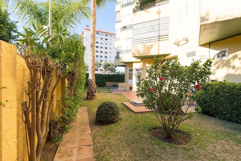 Apartamentos Estudio Candado Beach