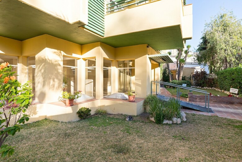 Apartamentos Estudio Candado Beach