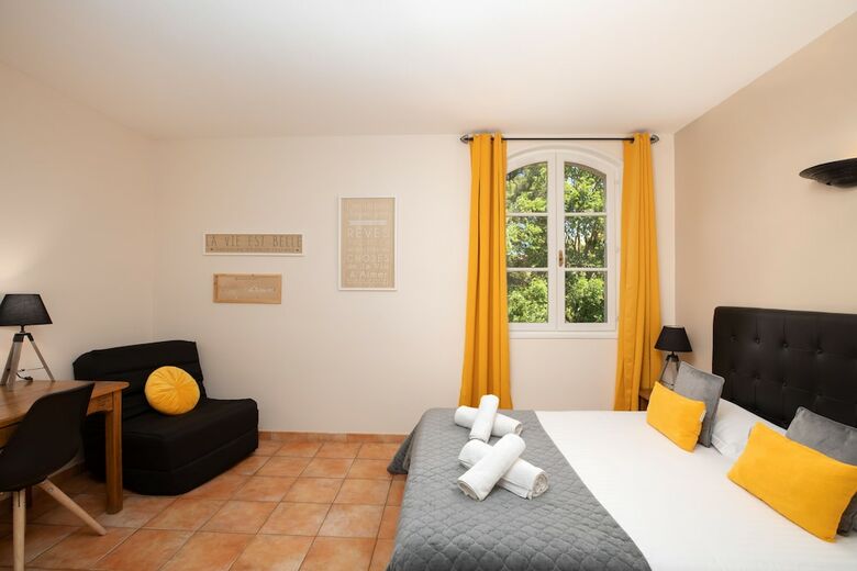 Hotel La Bastide Saint Martin