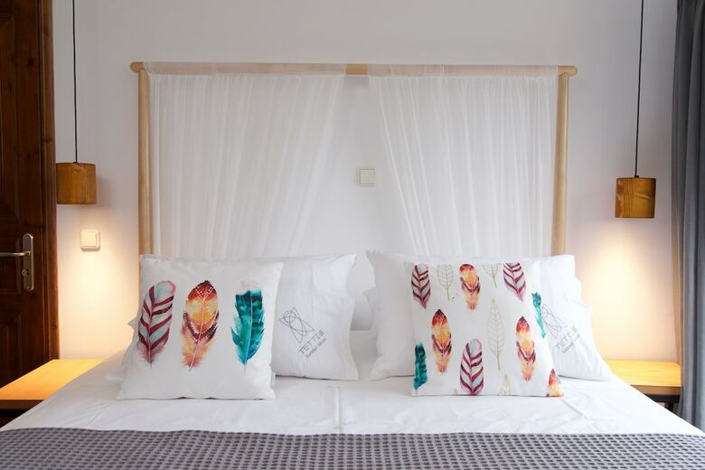 Hostal Tettix Summer House