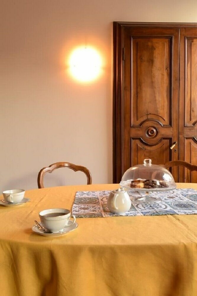 Apartamentos Le Scale Di Genova