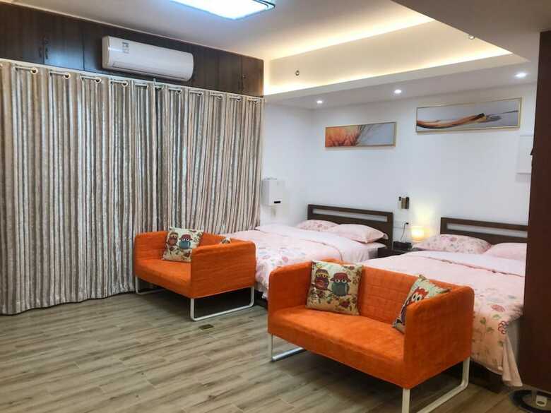 Nanjing Weibao Home Apartment