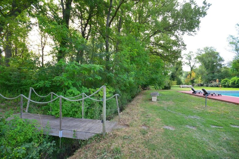 Ancien Mas Du Moulin Le G�te