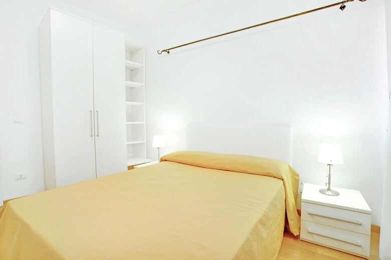 C� Leon By Bricola Apartments