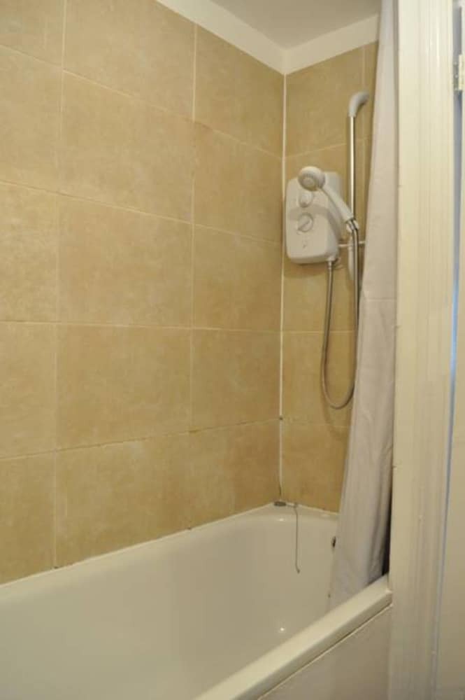 Elegant 1 Bedroom Apartment In Clapham Manor