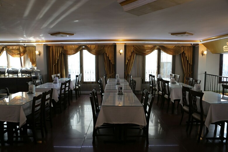 Grand Lara Hotel