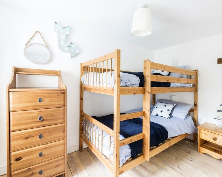 Teachers Cottage