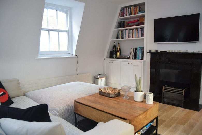 Kensington 2 Bedroom Property