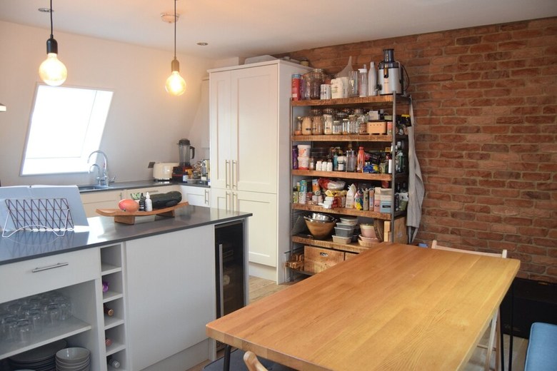 Kensington 2 Bedroom Property