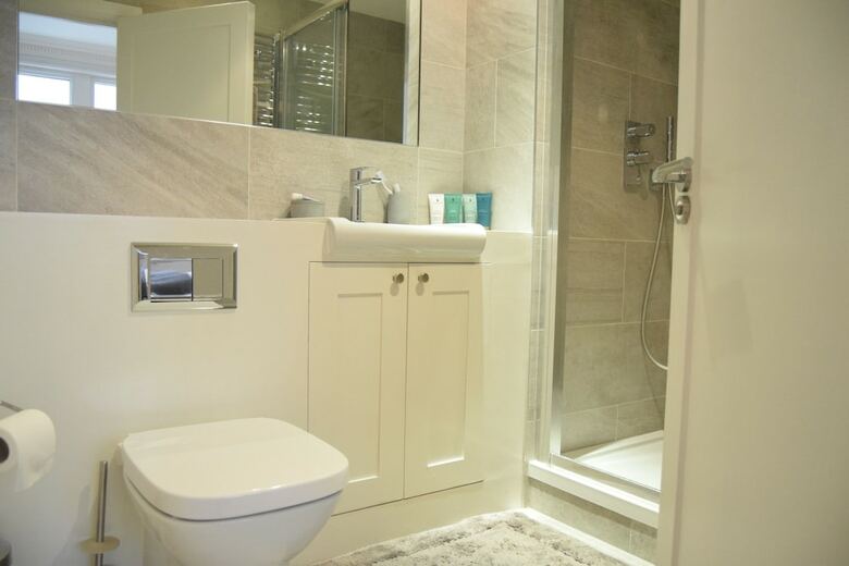 Kensington 2 Bedroom Property