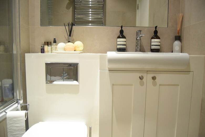 Kensington 2 Bedroom Property