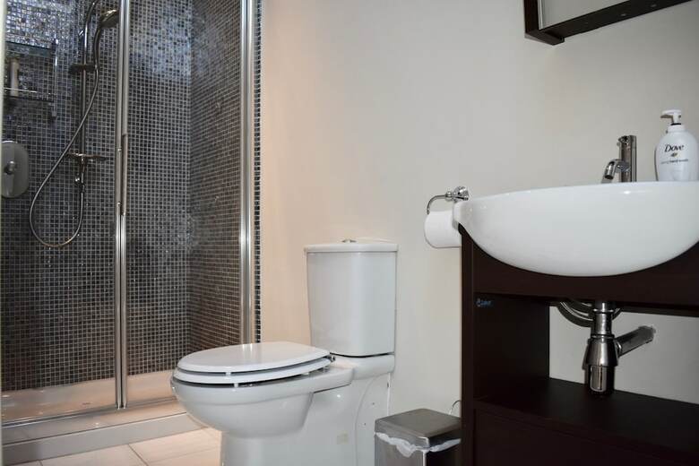 Luxury 3 Bedroom House In Dublin