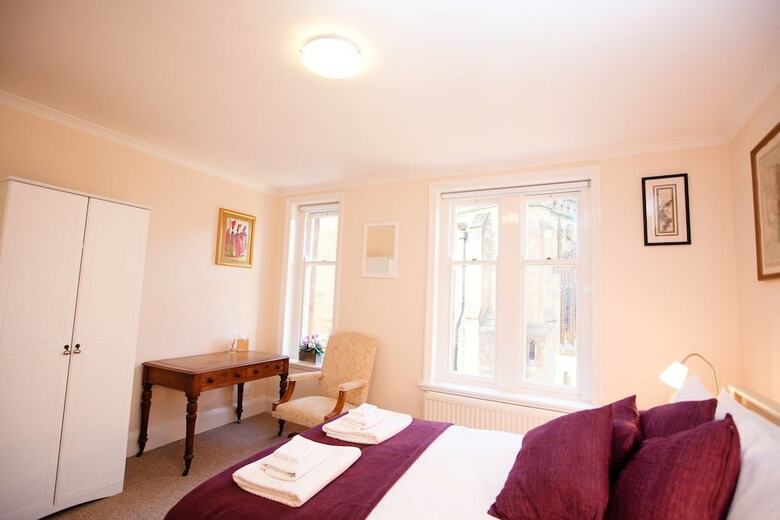 Apartamentos Abbey Court