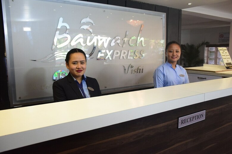 Hotel Baywatch Express