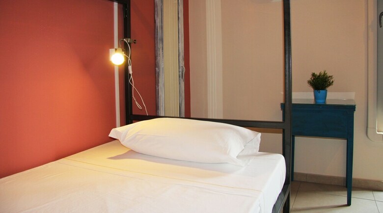 Bed & Breakfast Urban Pop Hostel & Bnb