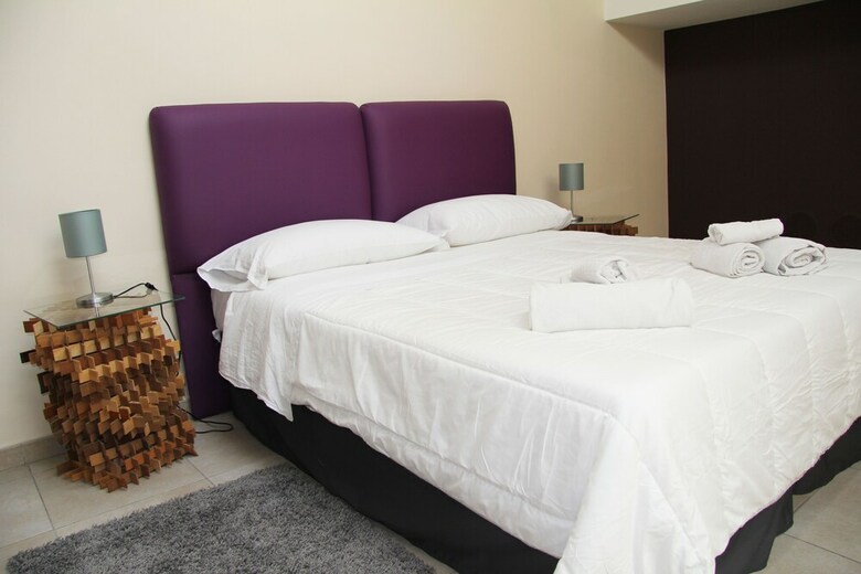 Bed & Breakfast Urban Pop Hostel & Bnb