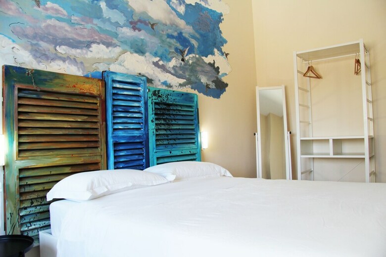 Bed & Breakfast Urban Pop Hostel & Bnb
