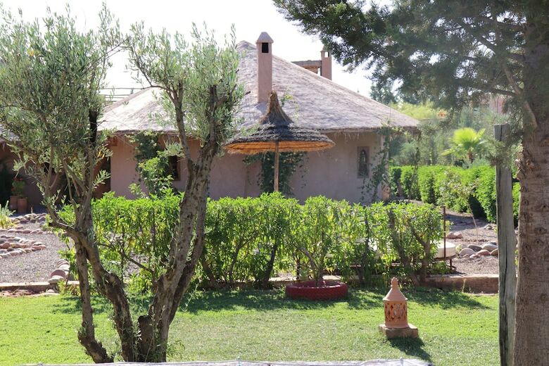 Hotel Fawakay Villas