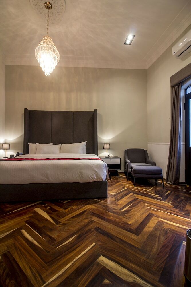 Collection O Hotel Real 500