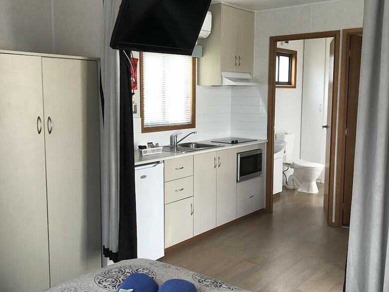 Acacia Caravan Park