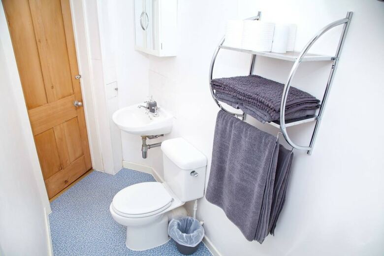 Bright 1 Bedroom Edinburgh Apartment