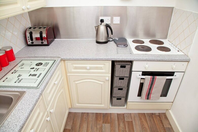Bright 1 Bedroom Edinburgh Apartment