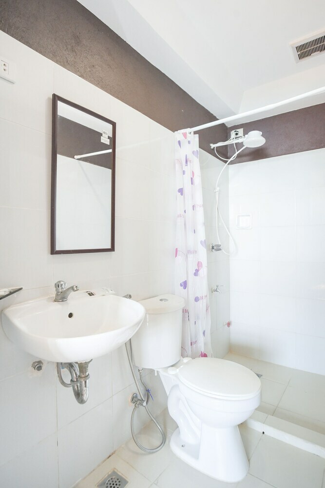 Hotel Oyo 126 Migos Place