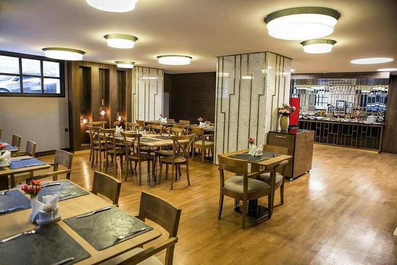 Trass Hotel
