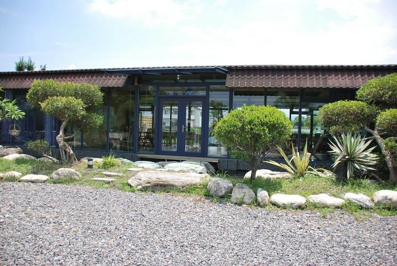 Bed & Breakfast Lotus Hostel Beicheng Zhuang