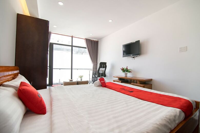 Hotel Reddoorz Plus Near Hoang Van Thu Park 2