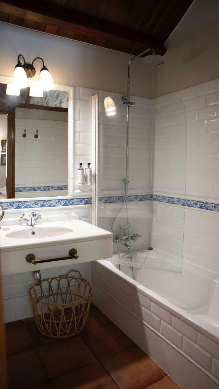 Hotel Sn� Pazo De Adr�n
