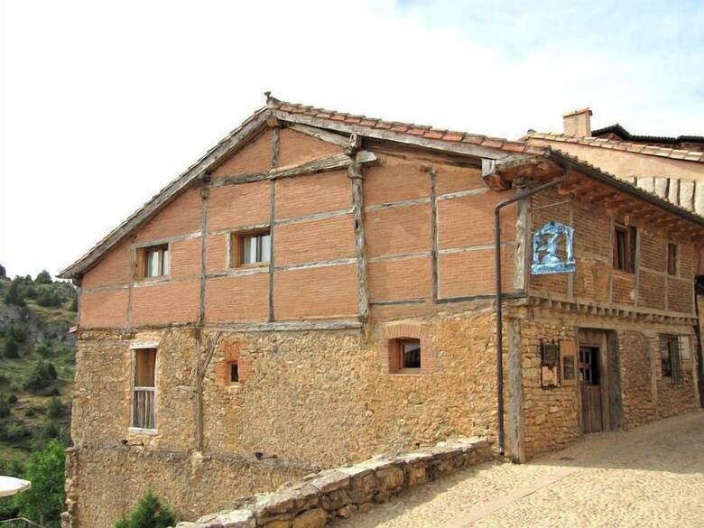 Posada La Casa Del Cura De Calata�azor