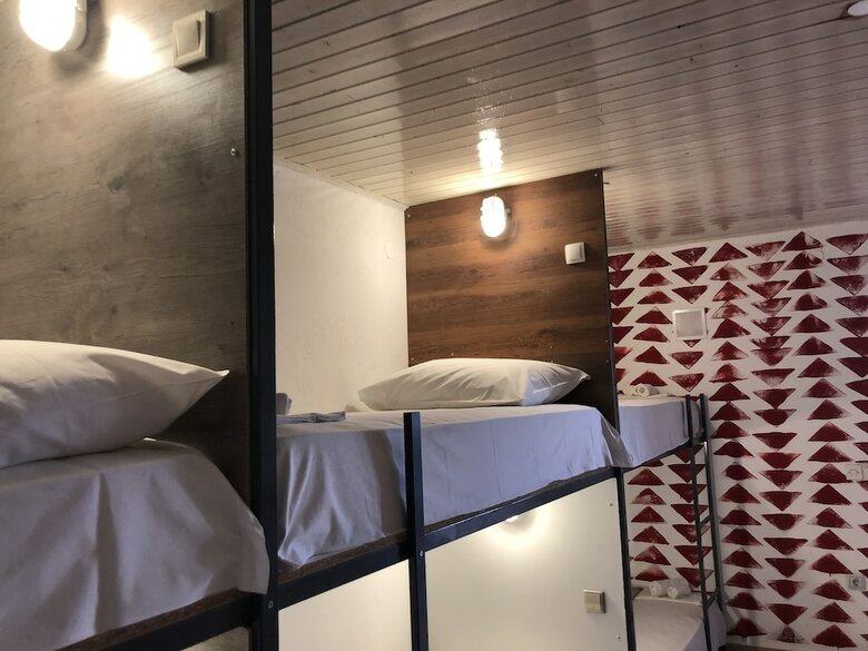 Hostal Kisas Place