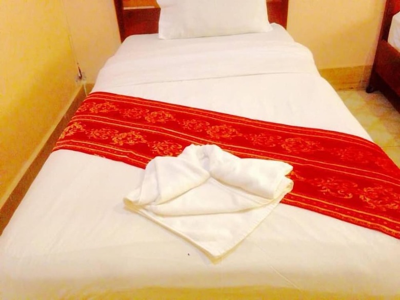 Nakhonesack Hotel III