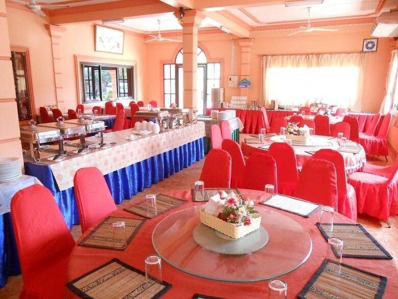 Nakhonesack Hotel III