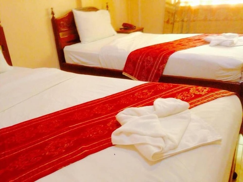 Nakhonesack Hotel III