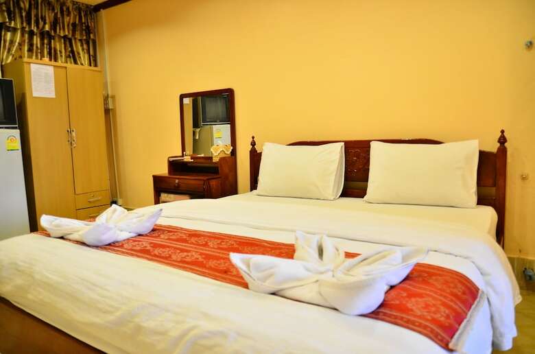 Nakhonesack Hotel III