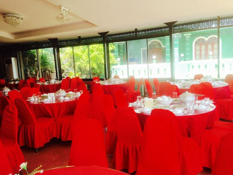 Nakhonesack Hotel III