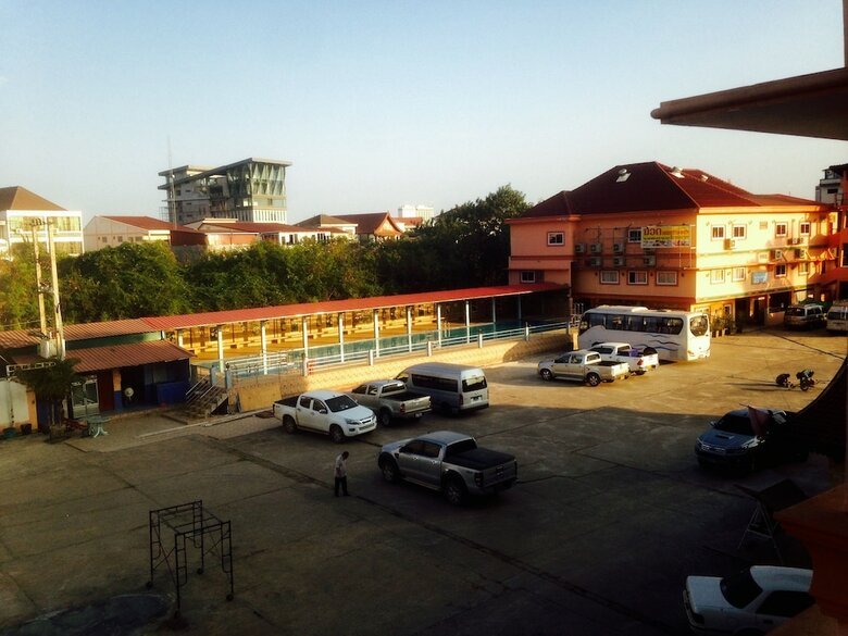 Nakhonesack Hotel III